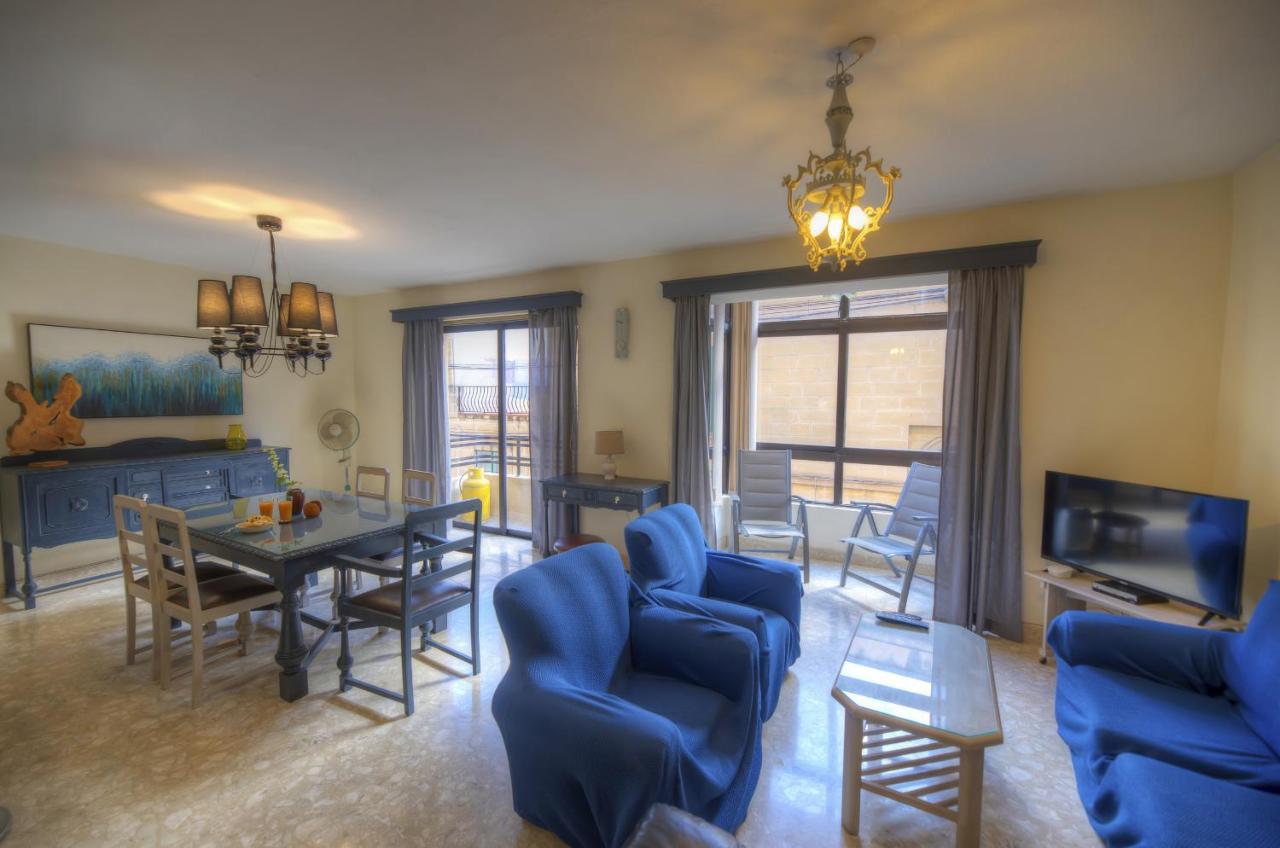 Large And Bright Apartment In The City Centre Goslm-2 Слима Екстериор снимка